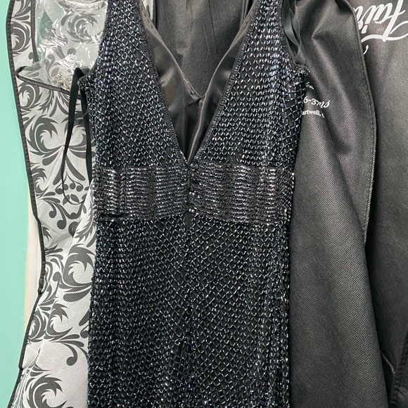 Mac Duggal formal/prom gown 1070L - Picture 7 of 8